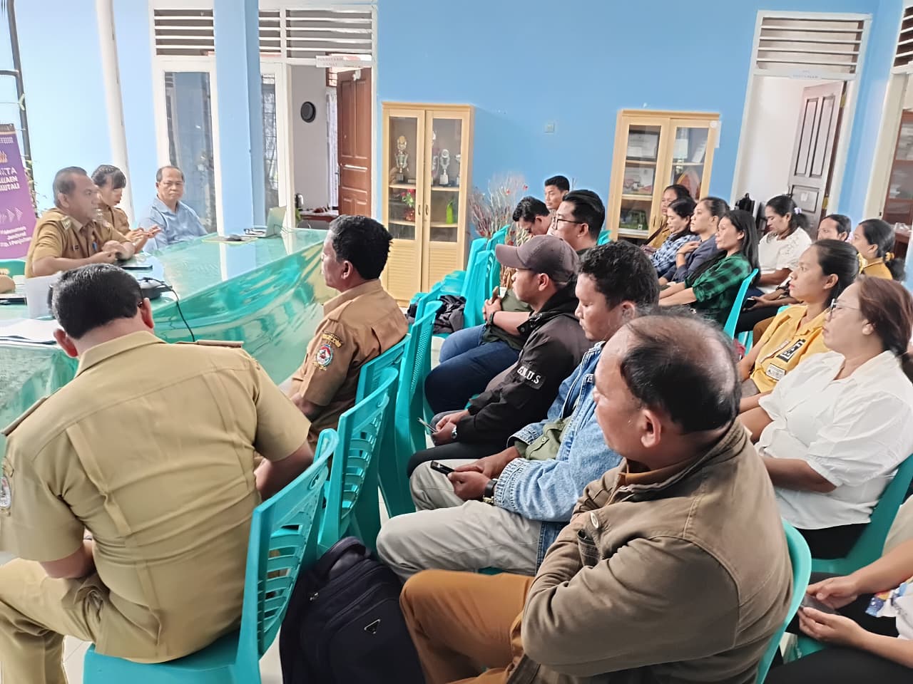 CAMAT SILAEN BUKA RAPAT PENINGKATAN KAPASITAS KPM UNTUK PERCEPATAN PENURUNAN STUNTING CAMAT SILAEN BUKA RAPAT PENINGKATAN KAPASITAS KPM UNTUK PERCEPATAN PENURUNAN STUNTING