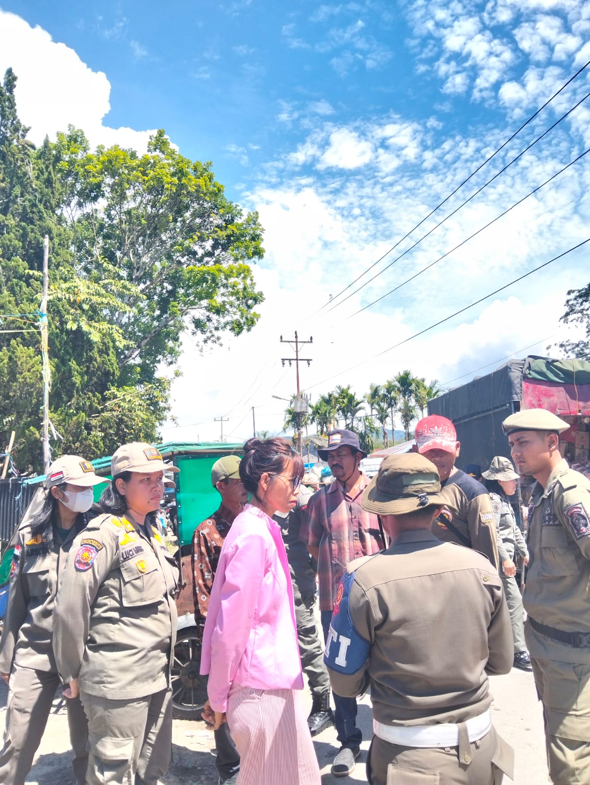 APEL PENERTIBAN PASAR SILAEN