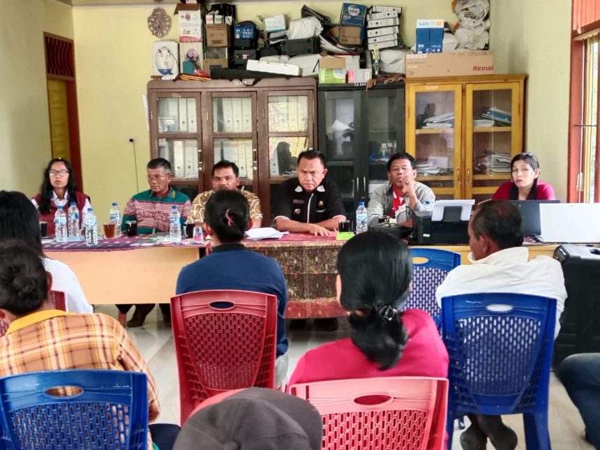 RAPAT MUSYAWARAH PEMBAHASAN BANTUAN DARI DINAS SOSIAL KE DESA DALIHAN NATOLU