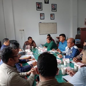 RAPAT TINDAK LANJUT SEKBER GERAKAN OIKUMENIS EKOLOGIS DENGAN GUBERNUR TERKAIT REKOMENDASI TUTUP TPL