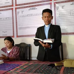 Kebaktian bersama Pemerintah Kecamatan, Pemerintah Desa & para lansia di Desa Parsambilan Kec. Silaen. Jumat, 29 Mei 2026.