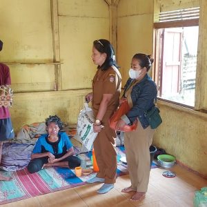 Penyerahan bantuan untuk warga yangbsakit dan kurang mampu di desa pintu Batu, Selasa 9 Juni 2026. Penyerahan bantuan untuk warga yangbsakit dan kurang mampu di desa pintu Batu, Selasa 9 Juni 2026.